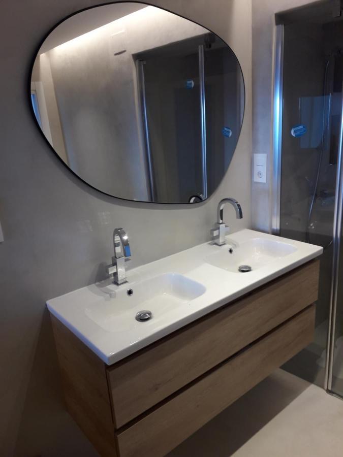 سالو Jacuzzi & Sauna Apartment ! المظهر الخارجي الصورة